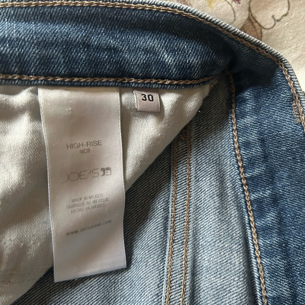 Joe’s High Waisted Wide-Leg Cropped Blue Jeans - Picture 6 of 6